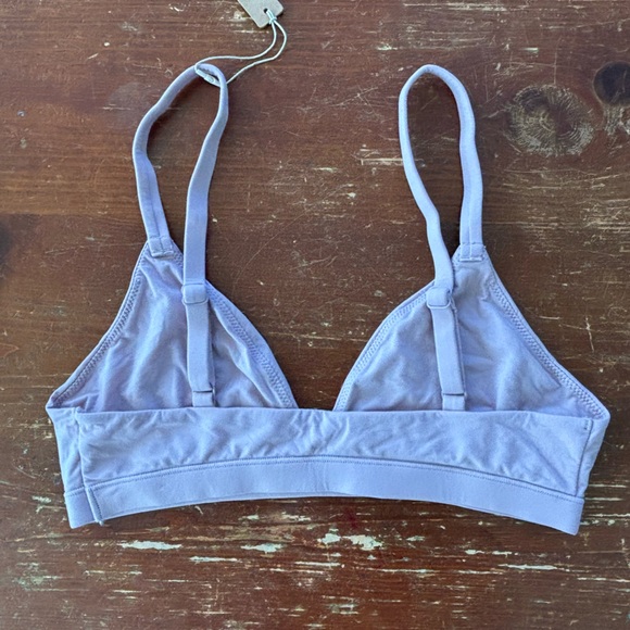 NWT SKIMS fits everybody triangle bralette in Dusk Size Medium - Picture 3 of 5